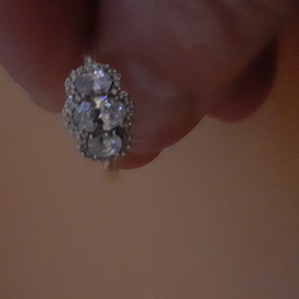 Pandora 3 stone cubic zirconia ring